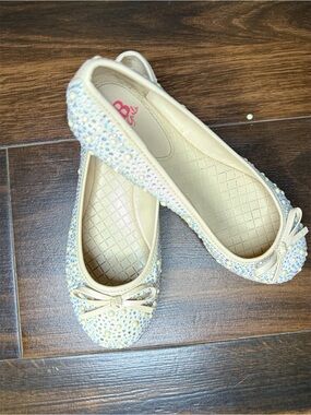 GB Girls Nude Crystal-Embellished Ballet Flats Size 4